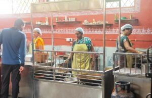 राज बिहान रसोई से आत्मनिर्भर बनीं महिलाएं