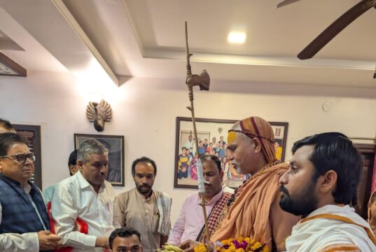 धर्म रक्षा और सेक्यूलरिज्म एक साथ संभव नहीं.. बात और बढ़ेगी-अविमुक्तेश्वरानंद