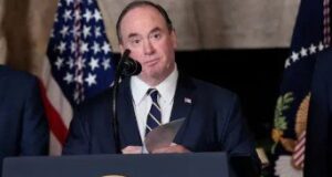 ईरान युद्ध ने ली अमेरिकी नेवी सेक्रेटरी की बलि, सेना में लगातार चौथा बदलाव, घातक होगी रणनीति या छिड़ा गृहयुद्ध