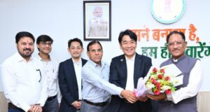 मुख्यमंत्री श्री विष्णु देव साय से जापान के प्रतिनिधिमंडल की सौजन्य मुलाकात: निवेश, तकनीकी सहयोग और औद्योगिक विस्तार को लेकर हुई विस्तृत चर्चा