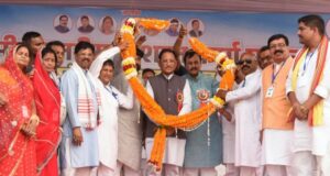 छत्तीसगढ़ में सामूहिक विवाह बना सामाजिक एकता का उत्सव, मुख्यमंत्री ने 13 नवदंपतियों को दिया आशीर्वाद