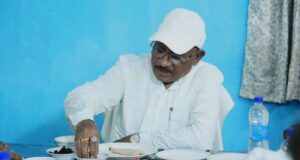 मुख्यमंत्री श्री विष्णु देव साय ने बैगा समाज के साथ किया सामूहिक भोजन, आत्मीय संवाद से मजबूत हुआ विश्वास