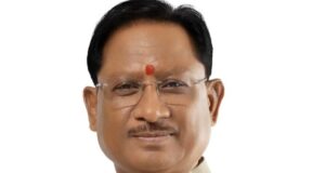 सीएम कैंप कार्यालय की पहल से दाराखरिका में सुलझी वर्षों पुरानी बिजली समस्या, ट्रांसफार्मर लगने से ग्रामीणों को मिली राहत