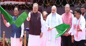 छत्तीसगढ़ में सुरक्षा व्यवस्था को तकनीकी मजबूती : केंद्रीय गृह एवं सहकारिता मंत्री अमित शाह ने ‘अत्याधुनिक डायल 112’ और फॉरेंसिक मोबाइल वैन को दिखाई हरी झंडी