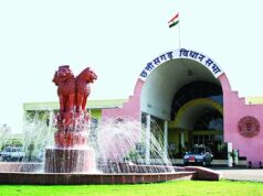 छत्तीसगढ़ में माननीयों के आदेशों का महत्व हुआ शून्य: अधिकारियों की उदासीनता से शिक्षा मंत्री का 30 जून तक पदोन्नति का निर्देश 15 अगस्त तक टला