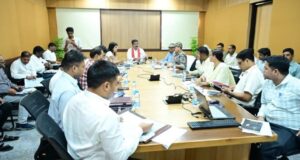 उप मुख्यमंत्री श्री विजय शर्मा ने पुनर्वास एवं नक्सल प्रभावित परिवारों के लिए संचालित योजनाओं की समीक्षा की
