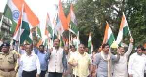 शान से लहराया तिरंगा, देशभक्ति के रंग में रंगा शहर अम्बिकापुर