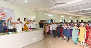 विद्यार्थियों और युवाओं ने प्रधानमंत्री का लाइव संबोधन सुना