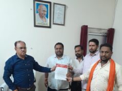कुम्हारी के मुख्य मार्ग पर किये जा रहे मछली मटन से संबंधित दुकानों को हटाने की मांग
