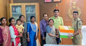 दूरस्थ क्षेत्रों में तैनात जवानों तक पहुंचेगा बहनों का स्नेह ‘रक्षा सूत्र’ अभियान के तहत पुलिस जवानों के लिए भेंट की गई राखियां