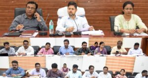 कोटवारी भूमि विक्रय करने वाले कोटवारों पर कार्यवाही करने कलेक्टर के कड़े निर्देश