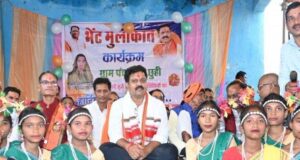ग्राम छुई में ग्रामीणों के बीच पहुंचे उप मुख्यमंत्री श्री विजय शर्मा, सुनी समस्याएं और विकास की मांगों पर की घोषणाएं