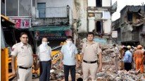 सत्य निकेतन हादसे के बाद जागी MCD, नई चेकलिस्ट की जारी, इन पैरामीटर्स पर बिल्डिंगें हो रहीं सील