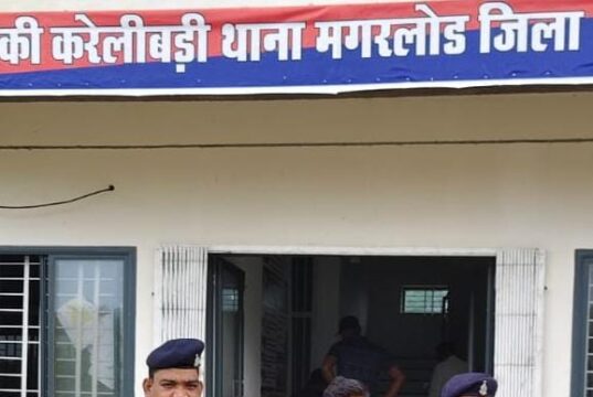 ▪️ छठ्ठी कार्यक्रम में युवती पर अश्लील टिप्पणी का विरोध करने पर ब्लेड से हमला, मगरलोड पुलिस ने आरोपी को किया गिरफ्तार