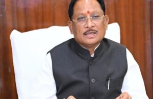 मुख्यमंत्री श्री विष्णु देव साय ने पूर्व केंद्रीय मंत्री स्वर्गीय लरंग साय जी की प्रतिमा का किया वर्चुअल अनावरण