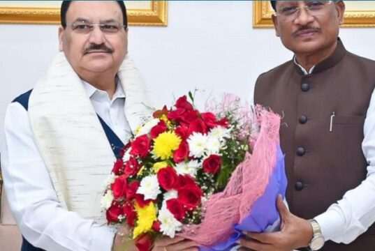 मुख्यमंत्री श्री विष्णु देव साय ने केंद्रीय स्वास्थ्य एवं परिवार कल्याण मंत्री श्री जगत प्रकाश नड्डा का किया आत्मीय स्वागत